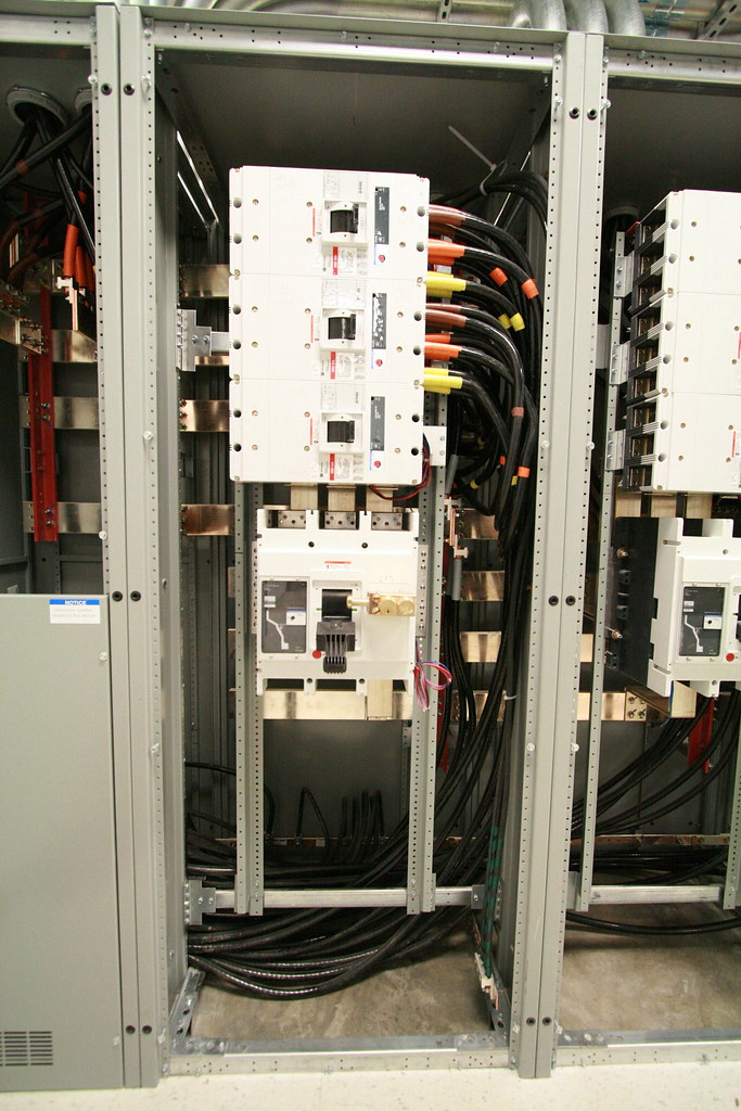 Electrical distribution infrastructure at Liquid Web